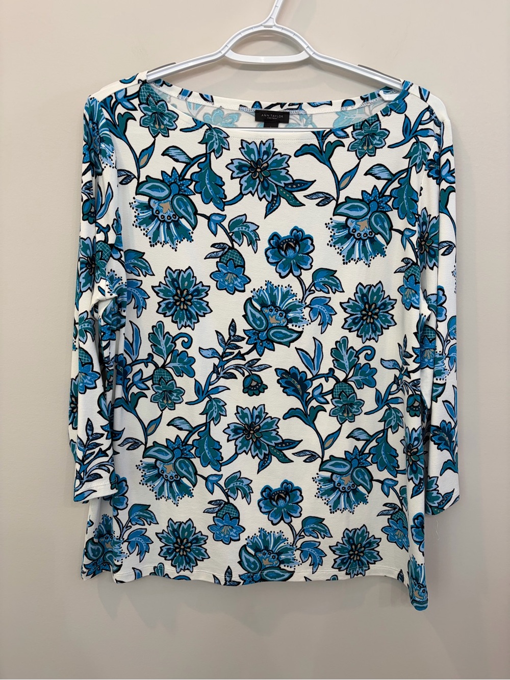 Ann Taylor Factory Floral Knit Rayon Blend Boat Neck Pullover Top L White Teal